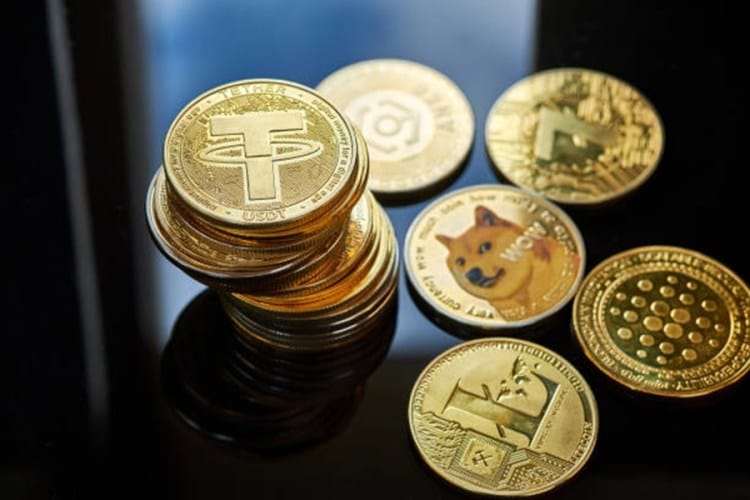 رشد آلتکوینها با تکرار الگوی تاریخی سلطه بیتکوین.